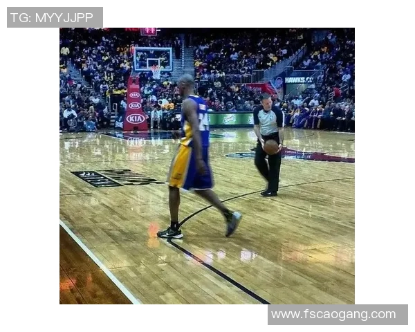 科比传奇：从篮球场到人生舞台，永不言败的黑曼巴精神